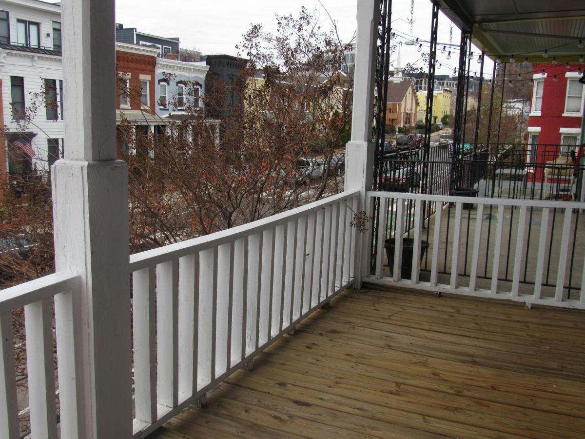 Located In The Noma-Gallaudet Neighborhood Apartamento Distrito de Colúmbia Exterior foto