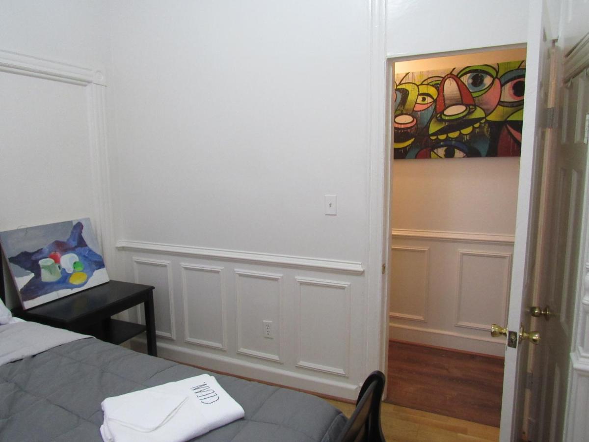 Located In The Noma-Gallaudet Neighborhood Apartamento Distrito de Colúmbia Exterior foto